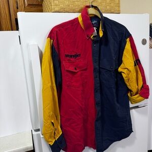 Vintage Wrangler Men's Red Yellow Navy Colorblock Button Shirt w Collar